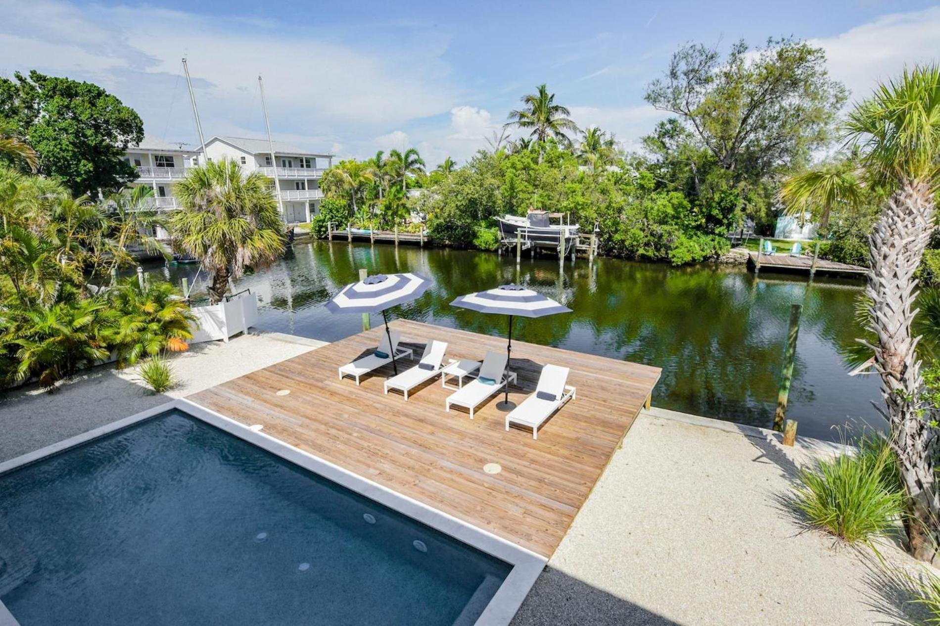 Sea La Vie Beach House - Luxurious 4Br Home W Pool Spa Dock Canal Access On Anna Maria Island Exterior photo