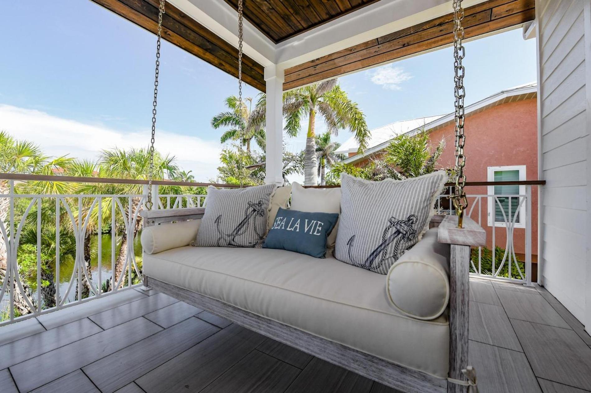 Sea La Vie Beach House - Luxurious 4Br Home W Pool Spa Dock Canal Access On Anna Maria Island Exterior photo